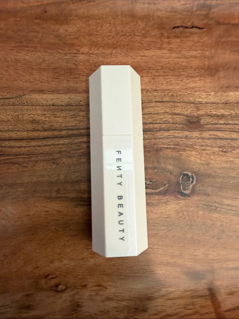 Fenty Beauty By Rihanna Portable Travel Size Contour/Concealer Makeup Brush 150